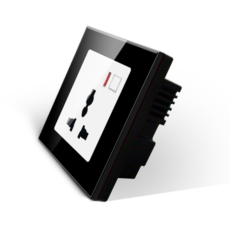 L8 Smart Socket